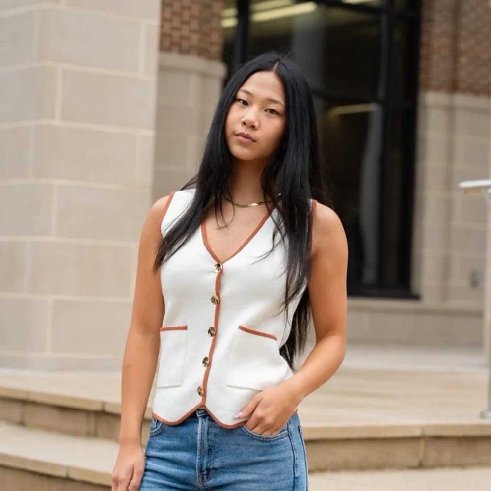 Lalavon Boutique Cream Vest - Picture 4 of 5